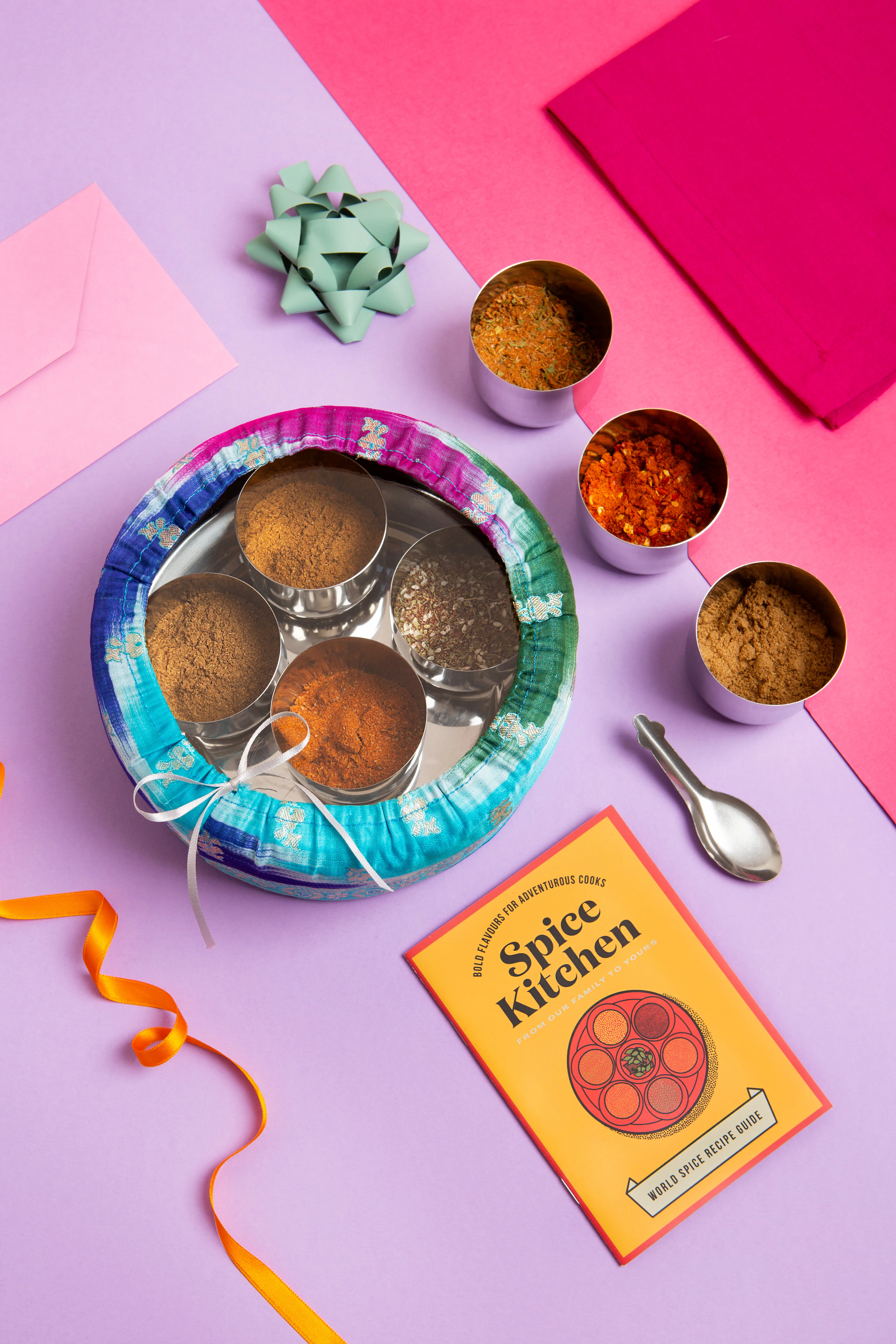 World Spice Tin - Image 6