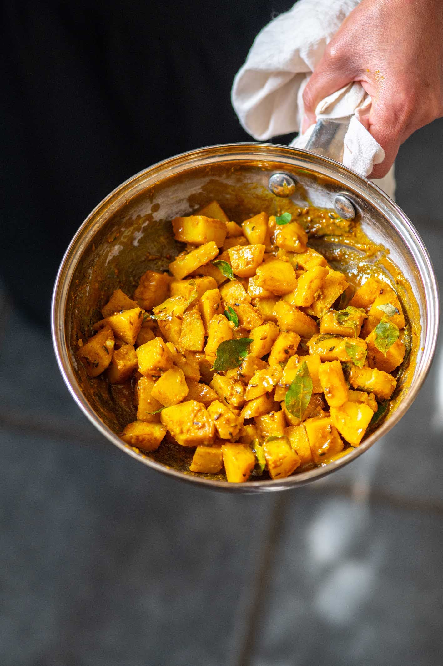 'Biting Biting' by Urvashi Roe & Indian Spice Tin - Image 7