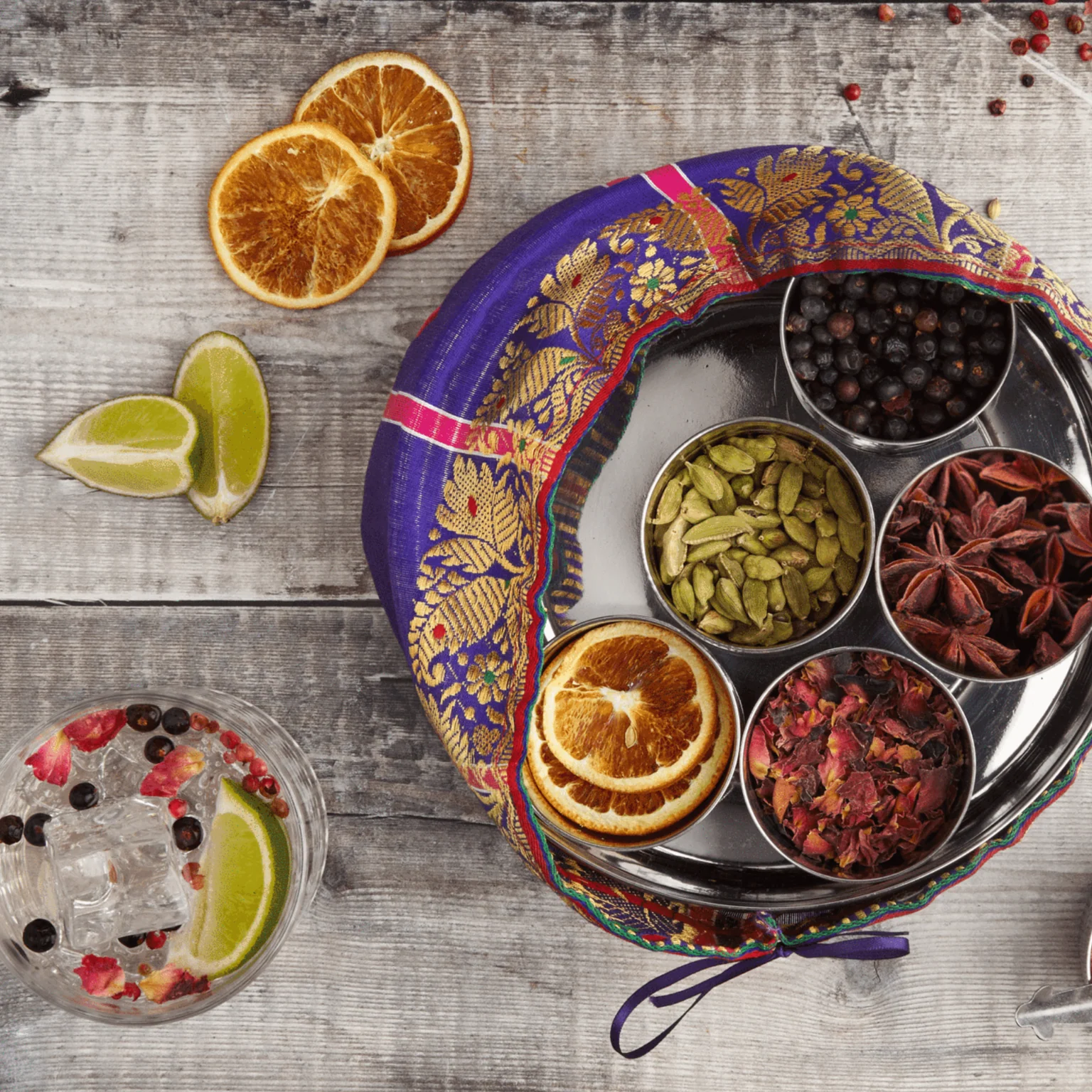 Gin Botanicals Tin with 7 Botanicals - Image 6