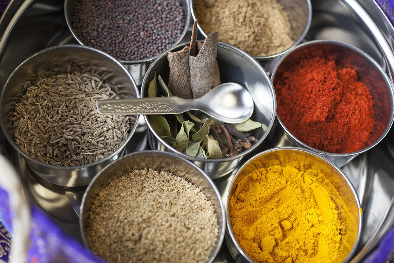 'The Indian Cookery Course' by Monisha Bharadwaj & Indian Spice Tin - Image 10