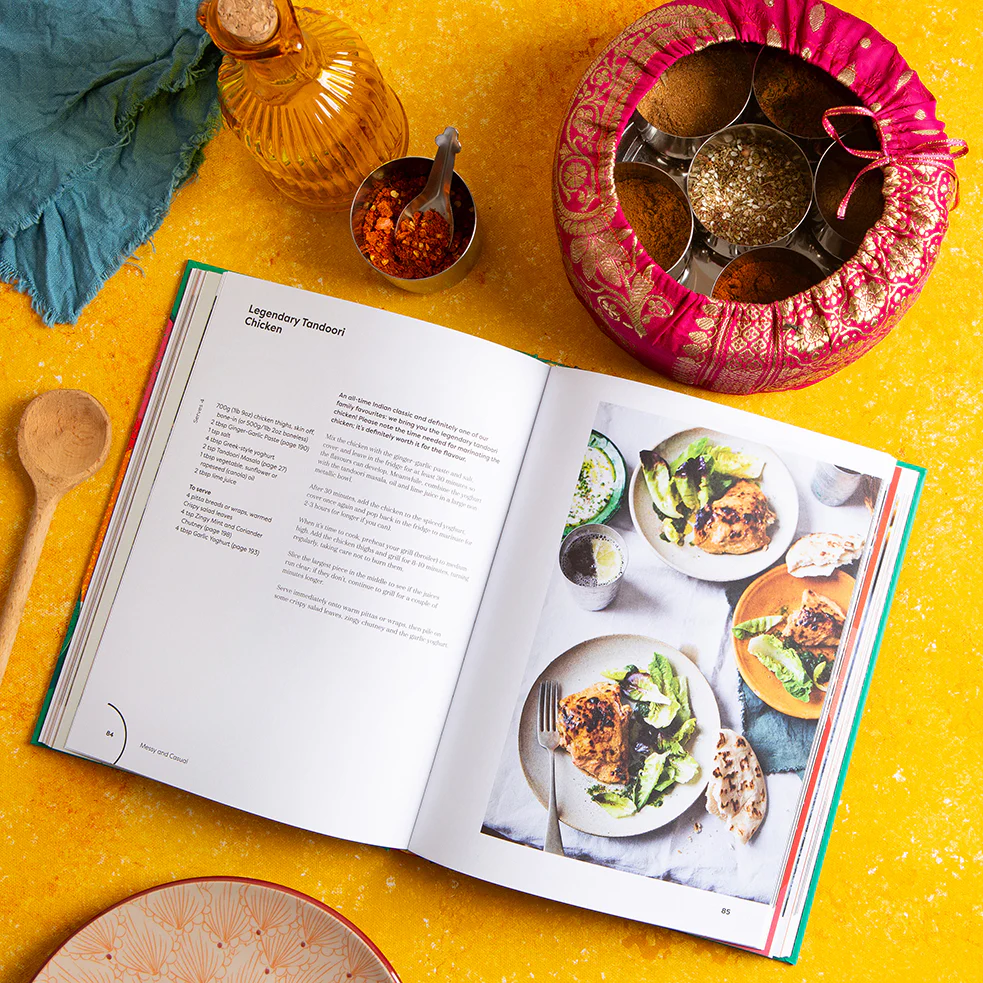 Spice Kitchen Cookbook & World Spice Tin - Image 4